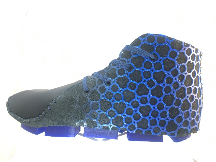 A picture of a shoe with a honeycomb-like pattern wrapped around the heel